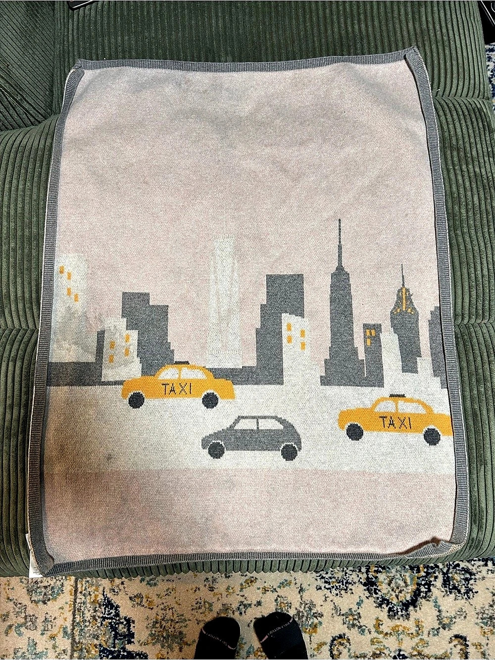 Lucky Jade City Taxi Knit Throw Blanket